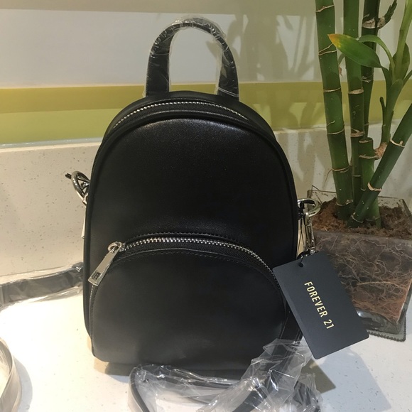 Forever 21 Handbags - Mini Crossbody